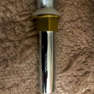 Bathroom Baisin pop up sink drain New in Box